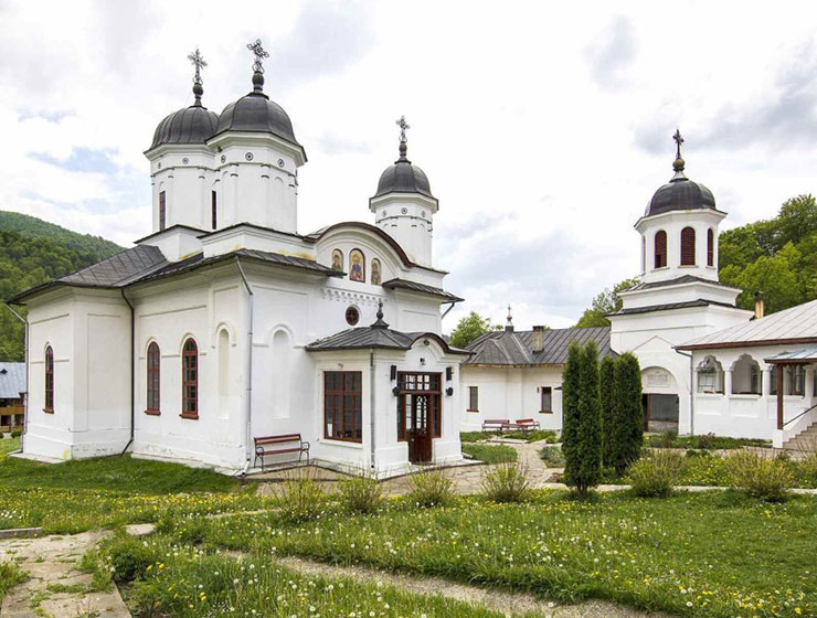 Mănăstirea Suzana